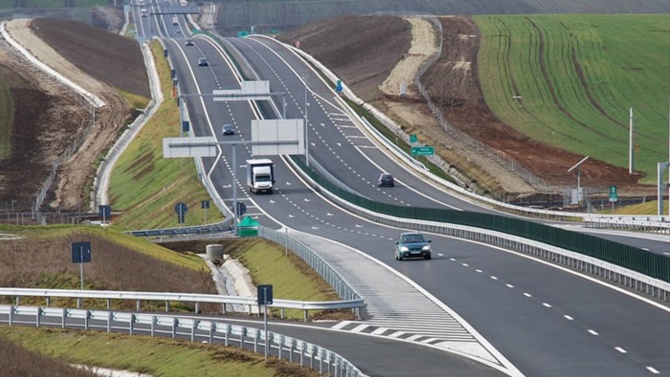 Tatvan Çevre Yolu Km:0+000-10+237,52 Arası İkmal İnşaatı Yapım İşine Teklif Verenler